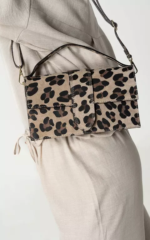 Leather bag with removable strap leopard