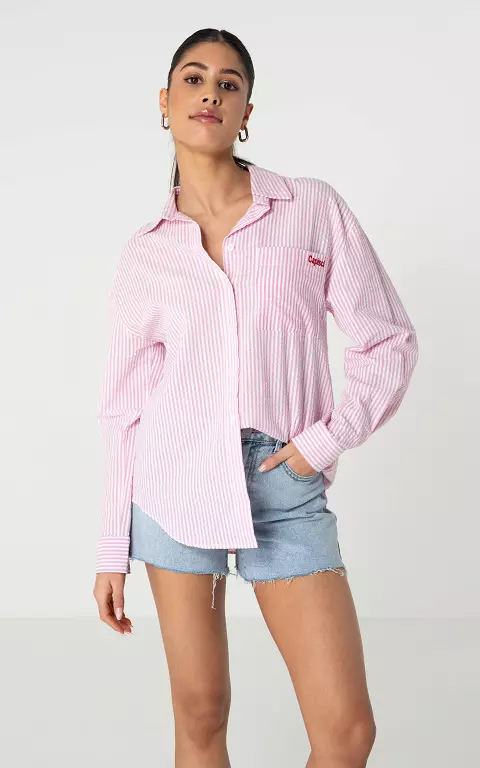 Katoenen gestreepte blouse met borstzak roze wit