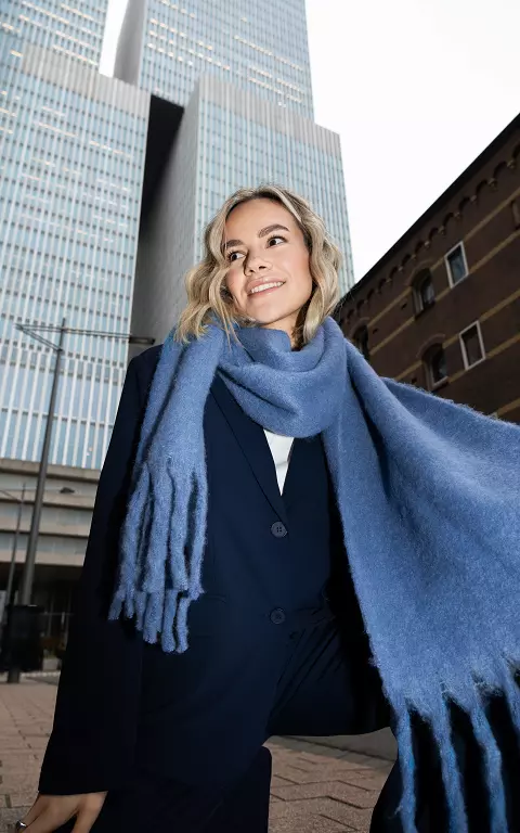 Zachte shawl met franjes blauw