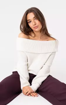 Off-shoulder sweater | White | Guts & Gusto