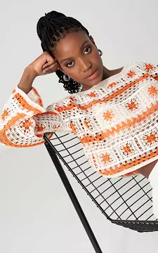 Crochet crop top with round neck | Beige Orange | Guts & Gusto