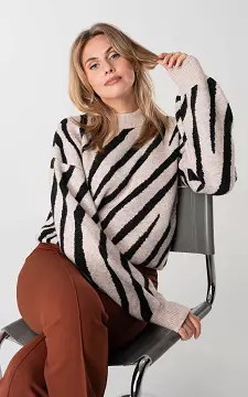 Zebra print sweater with round neck | Taupe Black | Guts & Gusto