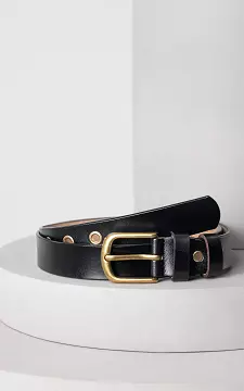 Leather belt with gold-coloured clasp | Black Gold | Guts & Gusto