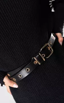Belt with gold-coloured rings | Black Gold | Guts & Gusto