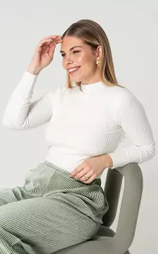Basic ribbed shirt with turtle neck | White | Guts & Gusto