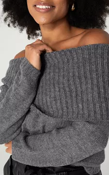 Off-shoulder sweater | Dark Grey | Guts & Gusto