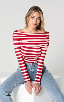 Off-shoulder top with striped pattern | Red Cream | Guts & Gusto