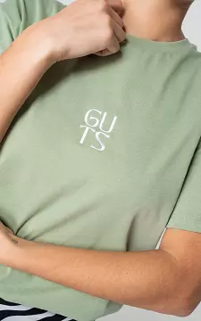 Baumwollshirt mit Text | Grün Weiß | Guts & Gusto