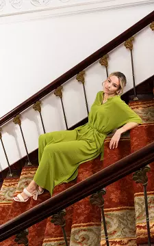 Maxi-Kleid mit V-Ausschnitt | Limonengrün | Guts & Gusto