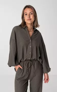 Oversized blouse with buttons | Taupe | Guts & Gusto