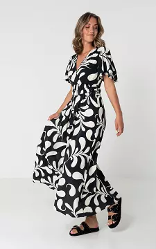 Maxi dress with wrapped v-neck | Black Cream | Guts & Gusto
