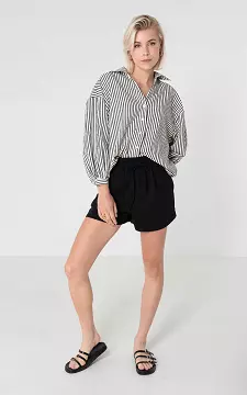 Short met strikdetail | Zwart | Guts & Gusto