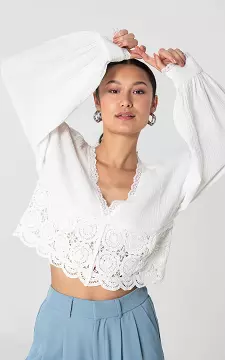 Oversized short model top | White | Guts & Gusto