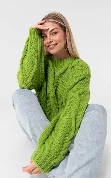 Knitted cable sweater with round neck | Green | Guts & Gusto