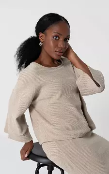 Corduroy top with wide sleeves | Beige | Guts & Gusto