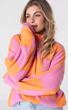 Turtle neck with checked pattern | Light Pink Orange | Guts & Gusto